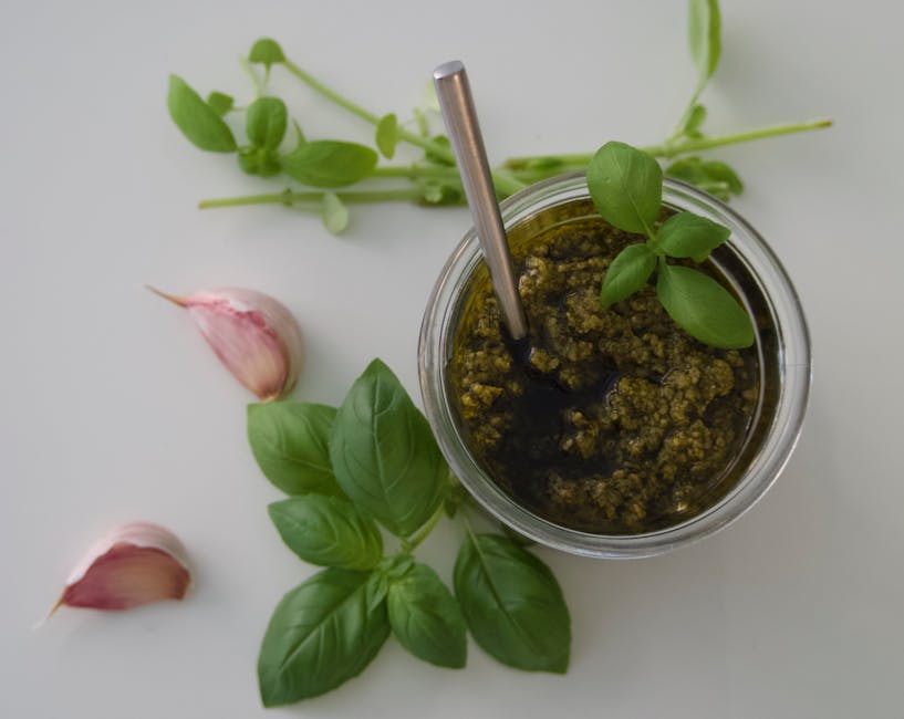 Creamy Pesto Salad Dressing